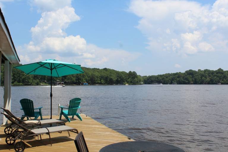 Lake Gaston House Rentals & Vacation Rentals from 104 HomeToGo