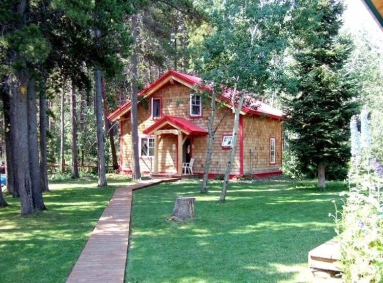 East Glacier Park Village Vacation Rentals from 118 HomeToGo