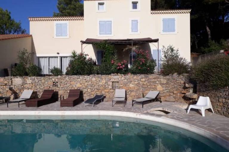 Un séjour provençal avec une location de vacances à Allauch - HomeToGo