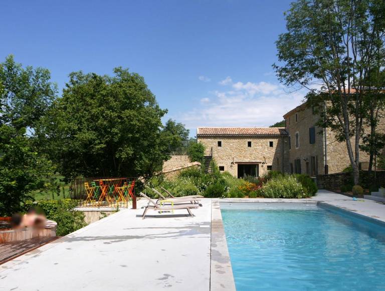 Immersion dans l'atmosphère de la Drôme Provençale en chambre d'hôtes à Bourdeaux - HomeToGo