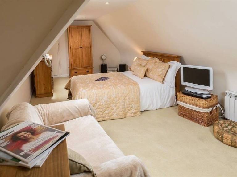 Find self catering & holiday cottages in Guernsey from £39!