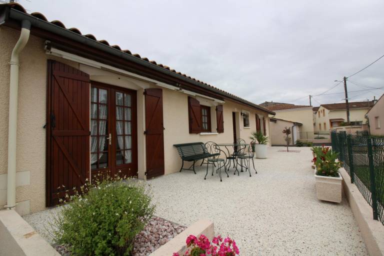 Réservez une chambre d'hôtes à Eysines, en périphérie de Bordeaux - HomeToGo