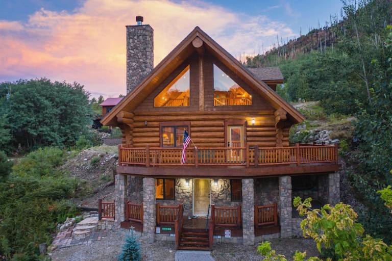 Mount Lemmon Cabin Rentals from 164 HomeToGo