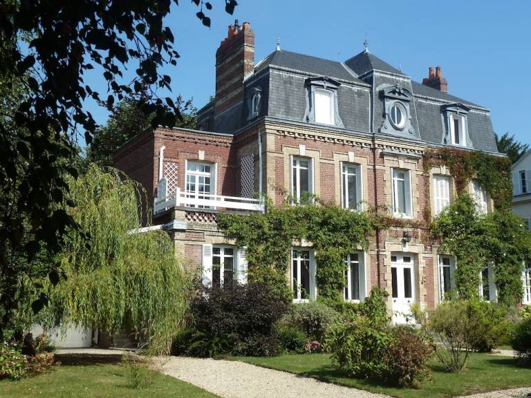 Chambres d'hôtes et gîtes à Rouen dès 31 € - HomeToGo