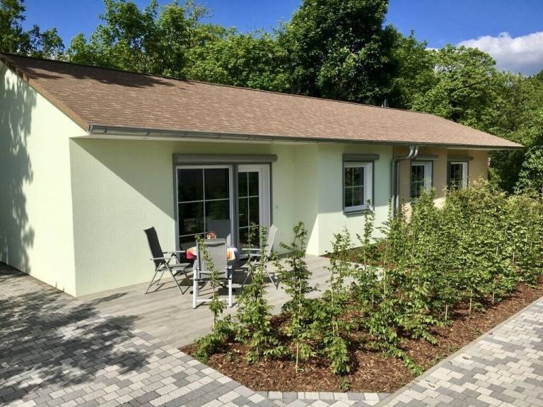 Umgeben Von Üppiger Natur: Deine Ferienwohnung In Ludwigsfelde - HomeToGo