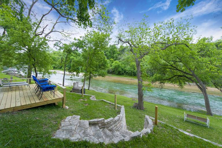 Canyon Lake Cabins & House Rentals from $67 | HomeToGo