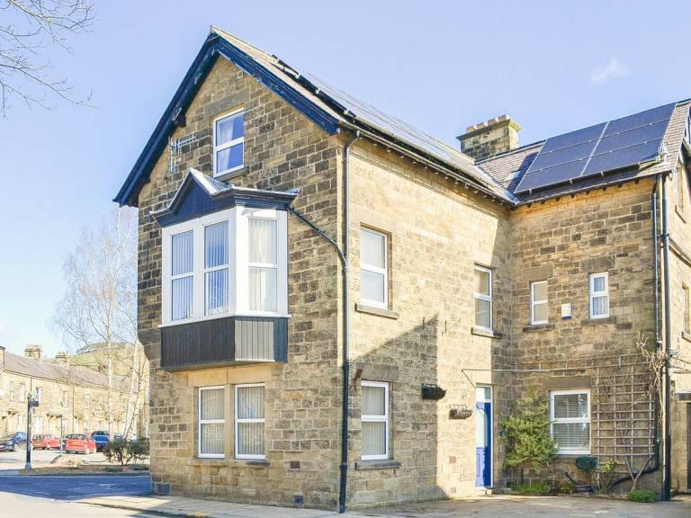 Stay at a holiday cottage in Pateley Bridge for the best of the Dales - HomeToGo