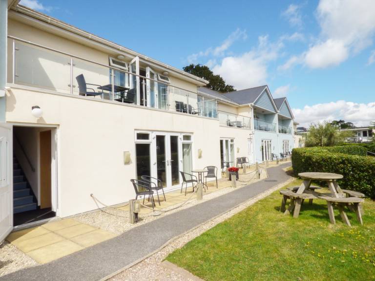 Holiday & Lettings in Dawlish Warren from £38 HomeToGo