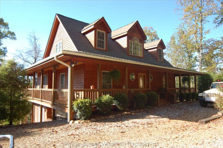 Franklin Cabins & Vacation Rentals from 23 HomeToGo