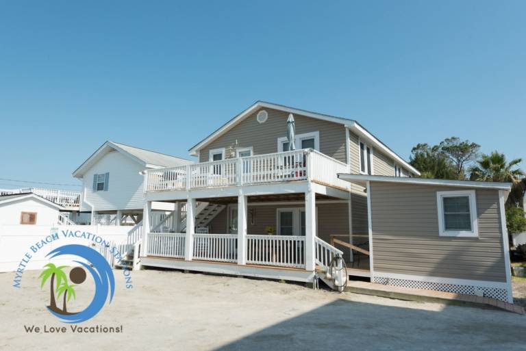 Cherry Grove Beach Vacation Rentals from 66 HomeToGo