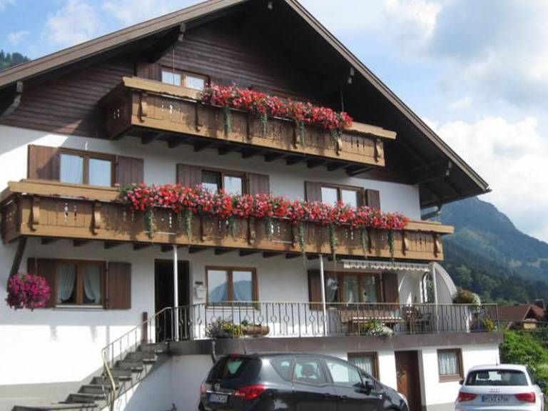 Ferienwohnungen & Unterkünfte für Urlaub in Oberstdorf ab 53