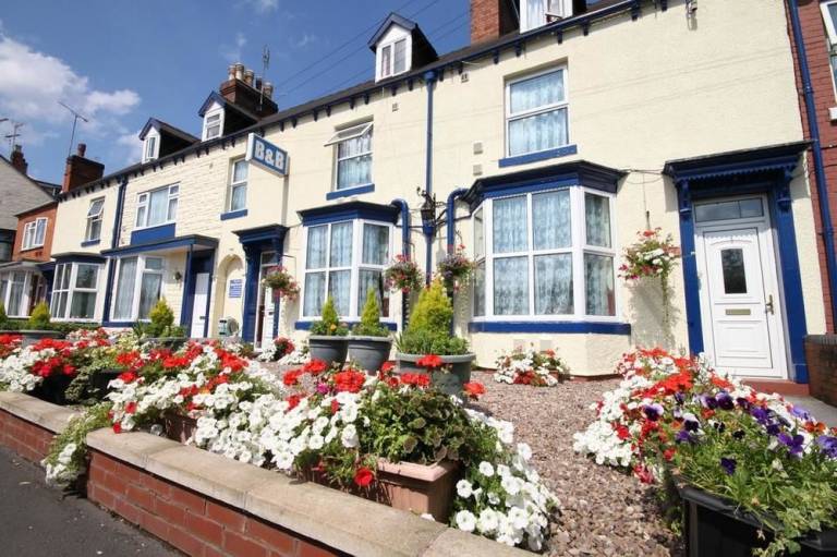 Holiday lettings & accommodation in Uttoxeter