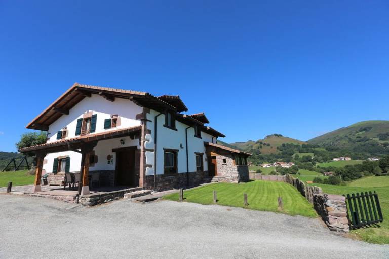 Alojamientos y casas rurales en Elizondo - HomeToGo