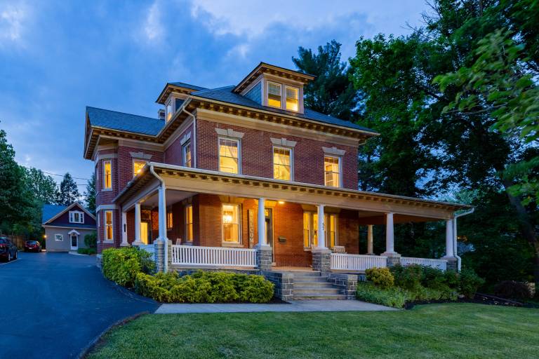 Lancaster Cabins & House Rentals from 42 HomeToGo