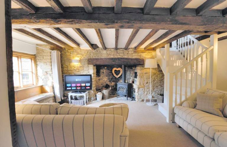 Charming holiday cottages in the picturesque town of Chipping Norton - HomeToGo