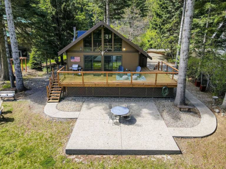 Cle Elum vacation rentals combine edgy culture with pristine nature - HomeToGo