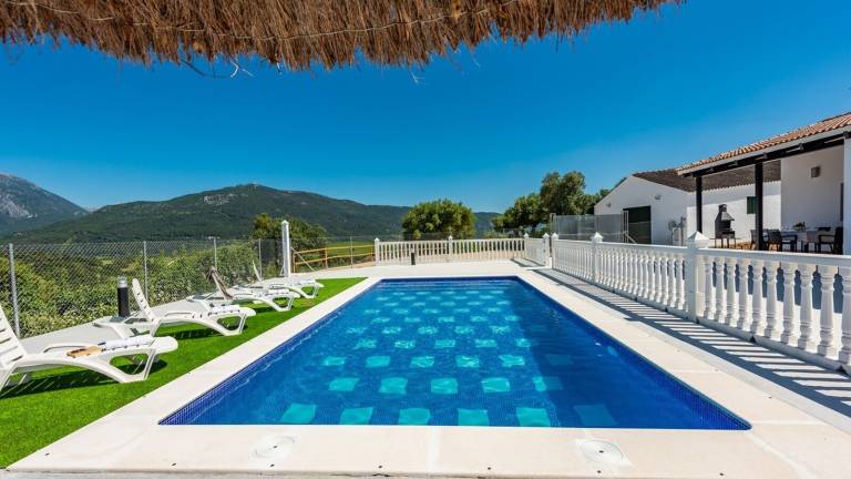 Alquileres Vacacionales y Casas Rurales en El Bosque desde 24 € - Wimdu