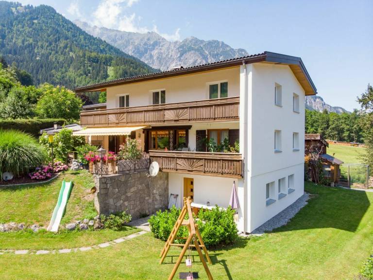 Traumhafter Österreichurlaub in einer Ferienwohnung in Vandans - HomeToGo