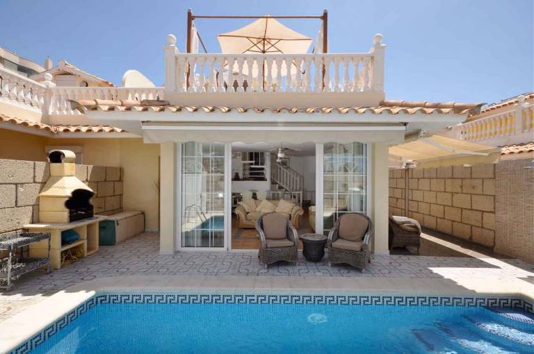 Een heerlijke strandvakantie met een vakantiehuis in Palm Mar - HomeToGo