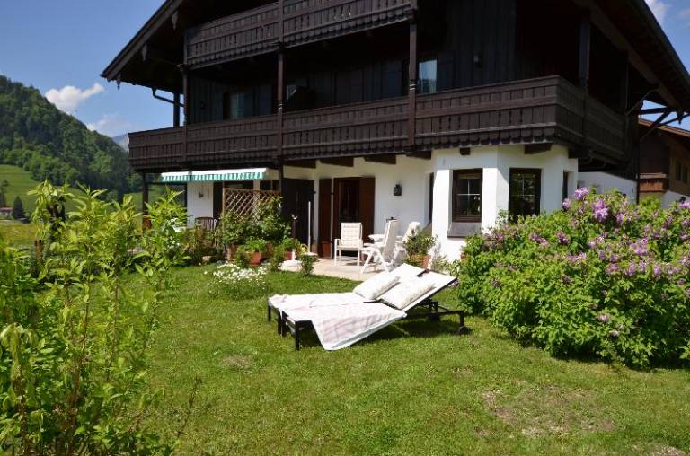 Ferienwohnungen und Unterkünfte in Oberwössen - HomeToGo