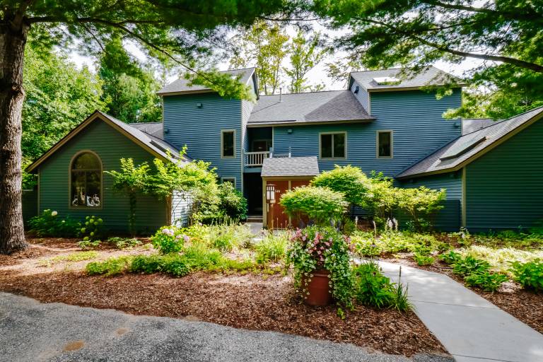 Thompsonville Vacation Rentals from 134 HomeToGo