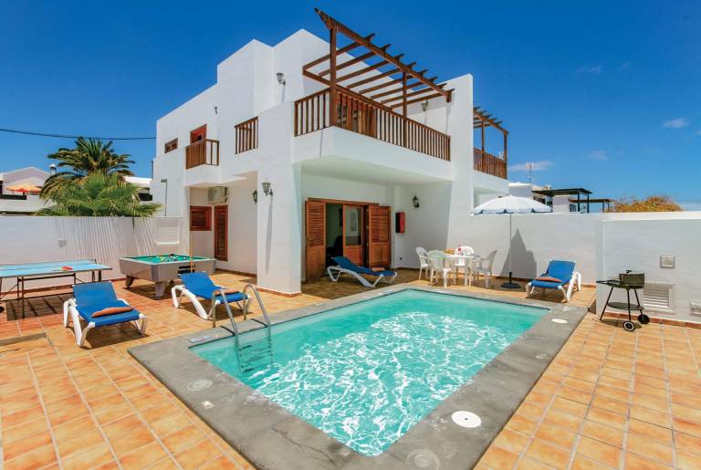 Puerto del Carmen Apartments from 45 HomeToGo
