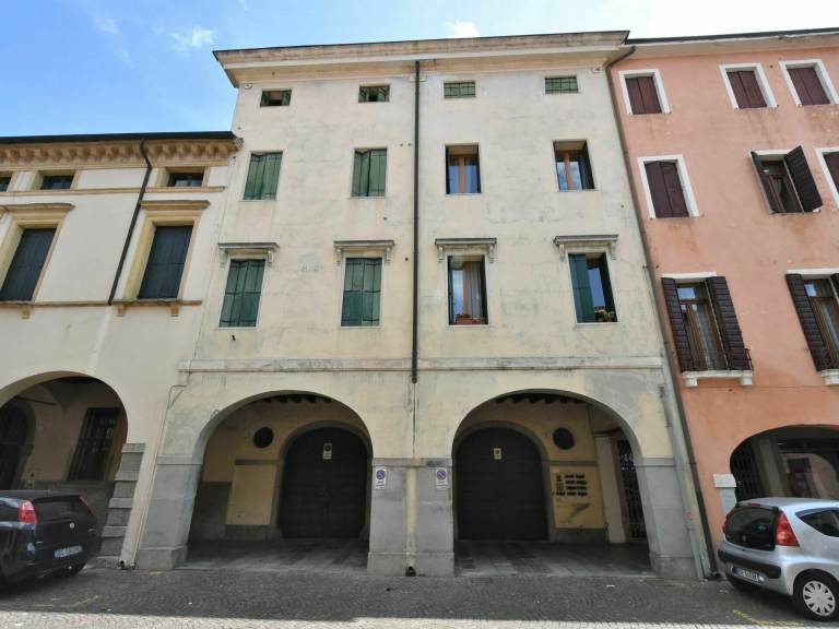 Una casa vacanze a Este, splendida città sui Colli Euganei - HomeToGo