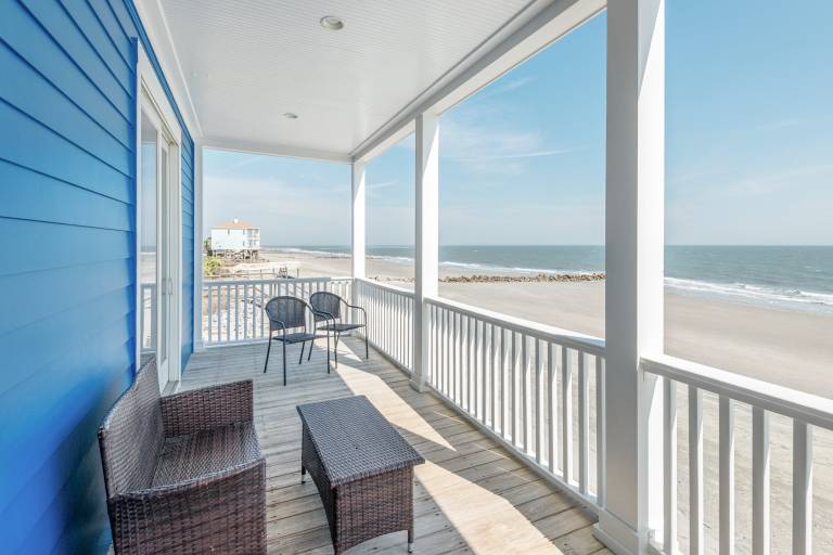 Folly Beach Vacation Rentals & House Rentals from 135 HomeToGo