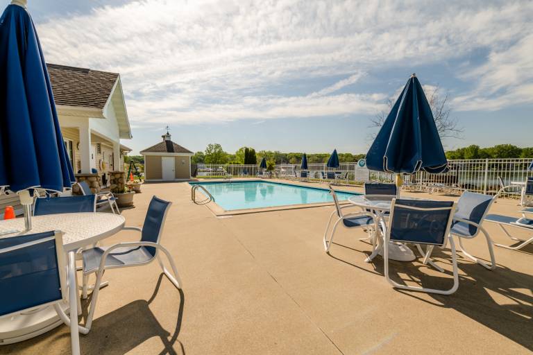 Saint Joseph Vacation Rentals from 80 HomeToGo