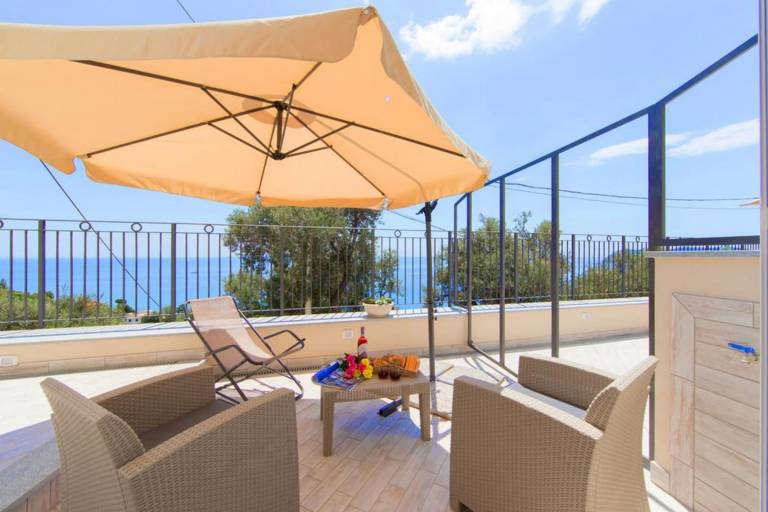 Détendez-vous avec une location de vacances à Alassio, sur la Riviera delle Palme - HomeToGo