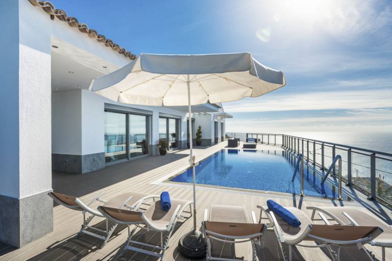 Puur Portugees genieten in een vakantiehuis in Faja da Ovelha - HomeToGo