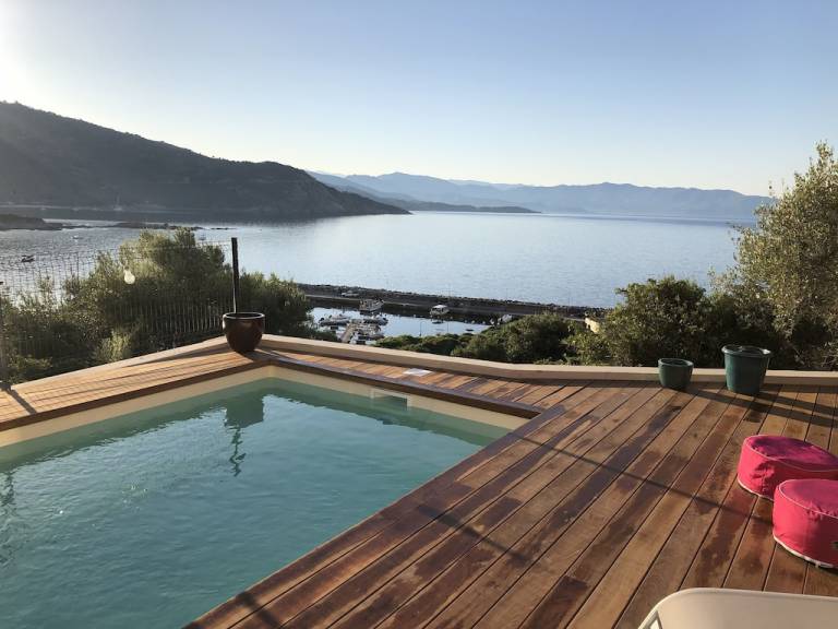 Locations de vacances et chambres d'hôtes à Piana - HomeToGo