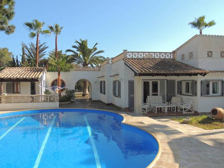 Traumhafte Buchtlage in einer Ferienwohnung in Cala-Murada - HomeToGo