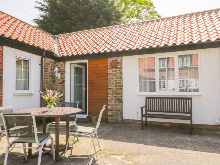 Find & holiday cottages in Bridlington from £37!