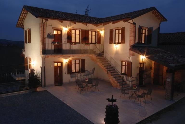 Casa vacanza a Serralunga d'Alba, nel cuore delle Langhe - HomeToGo