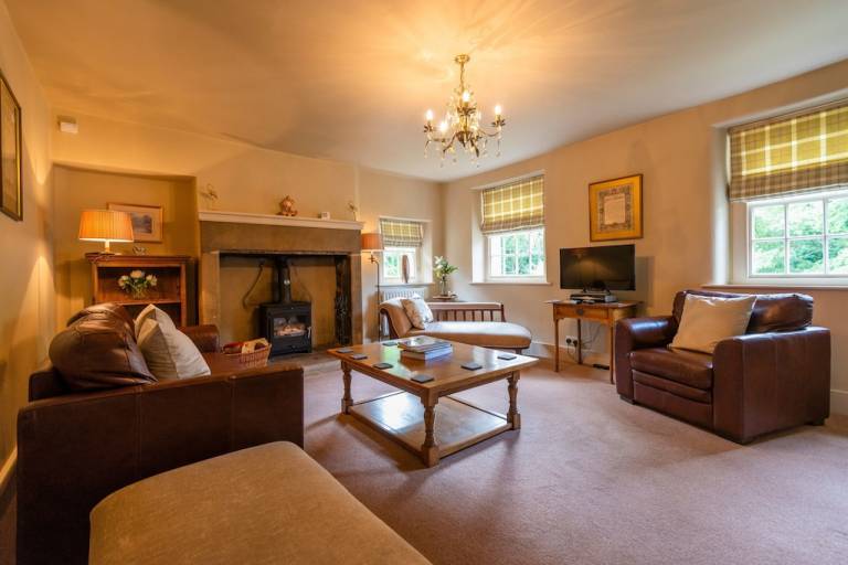 A holiday cottage in Baslow - Gateway to the Peak District - HomeToGo