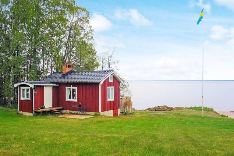 Vakantiehuis In Zweden Aan Het Water: Top Aanbiedingen! | HomeToGo