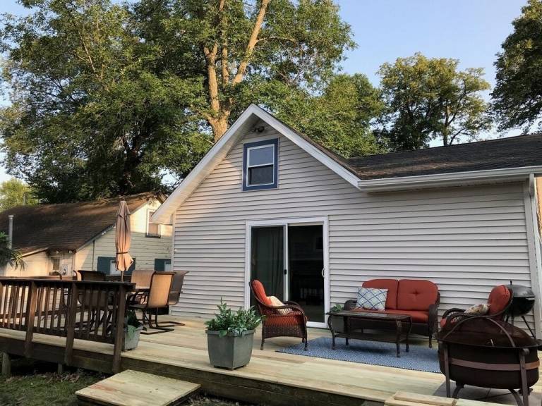 Clear Lake, IA Lakefront Vacation Rentals from 88 HomeToGo