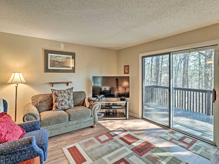 Hot Springs Village Vacation Rentals from 57 HomeToGo