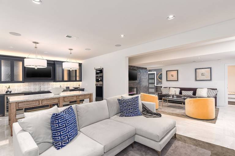 Vacation Rentals in Carmel, IN - HomeToGo