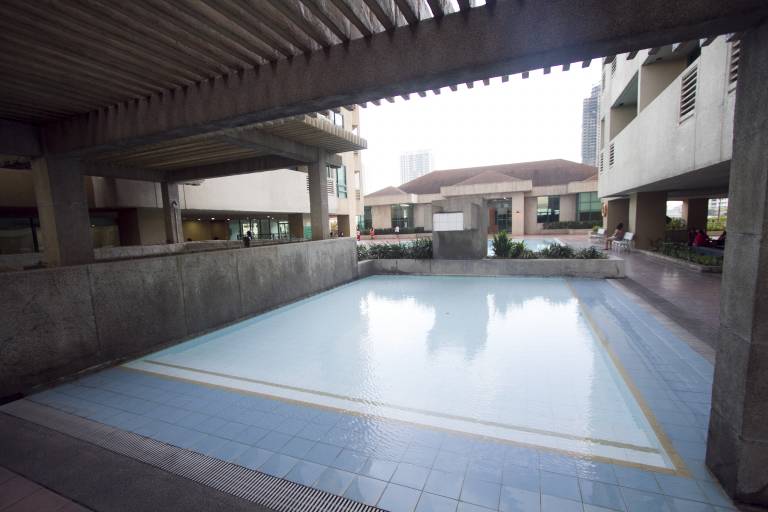 Philippines Condos & House Rentals from 13 HomeToGo