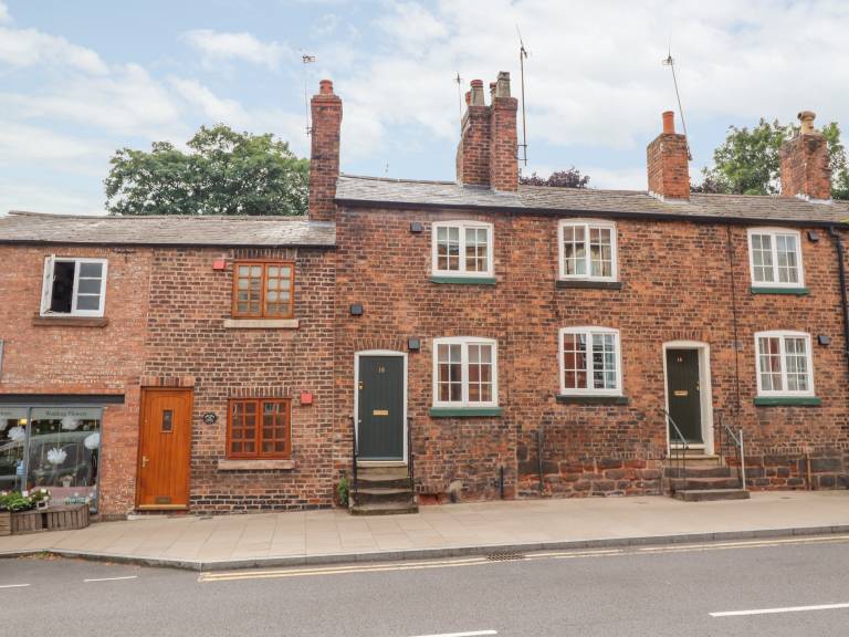 Find & holiday cottages in Chester from £33!