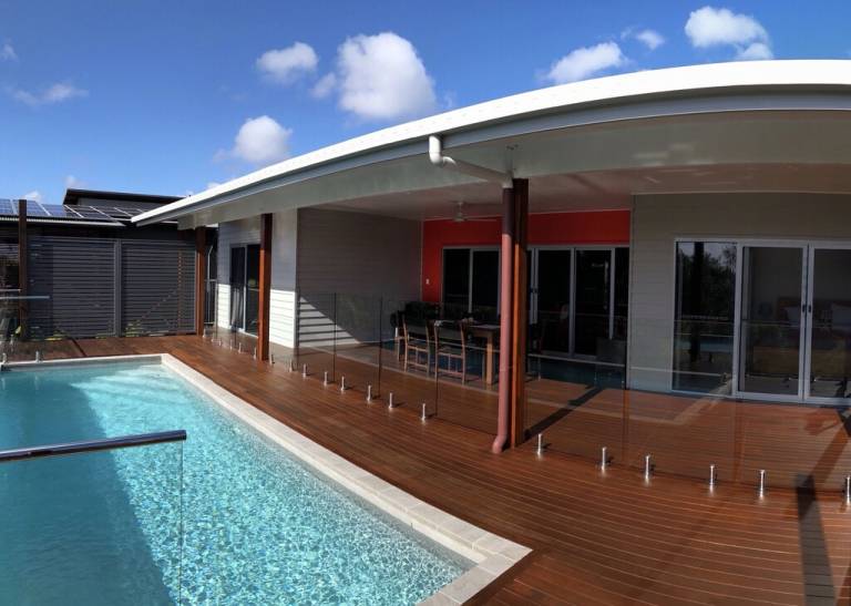 Holiday Houses & in Hideaway Bay from 242 HomeToGo