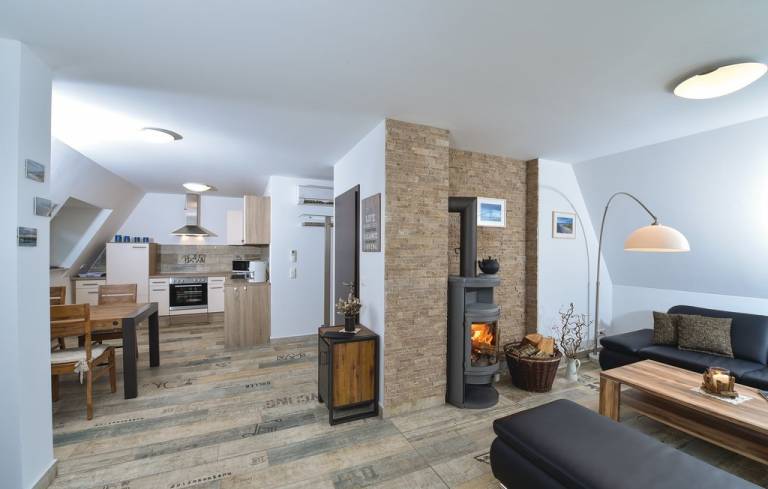 Urlaubsglück an der Ostsee in einer Ferienwohnung in Loddin - HomeToGo