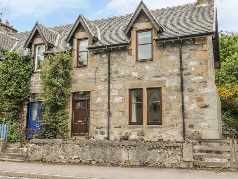 A holiday letting in Kingussie offers a taste of Scottish life - HomeToGo