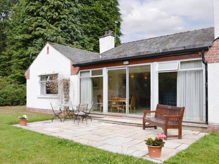 Discover the heart of the Highlands with a Banchory holiday letting - HomeToGo