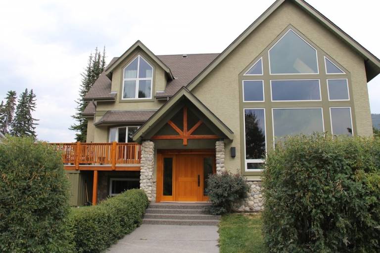 Banff Cabins & Vacation Rentals from 61 HomeToGo