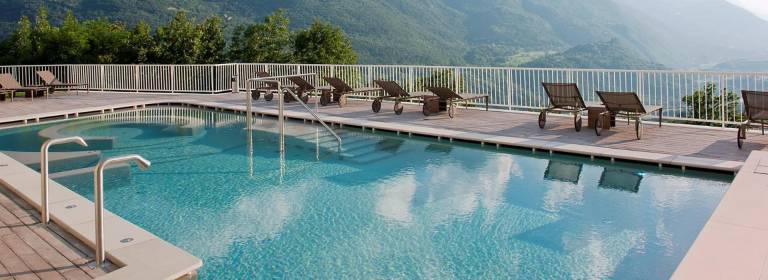 Case vacanza a St. Vincent nel cuore della Val d'Aosta - HomeToGo