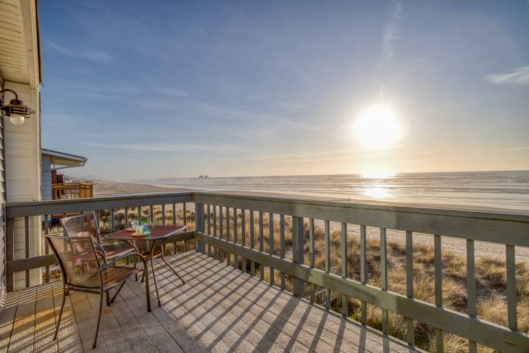 Rockaway Beach Vacation Rentals from 95 HomeToGo