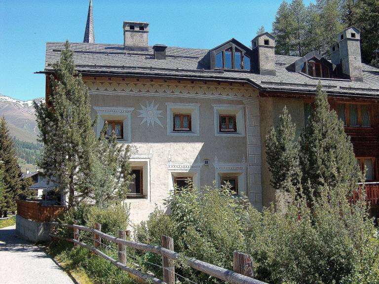 Ferienwohnungen & Unterkünfte in La Punt-Chamues-ch  - HomeToGo
